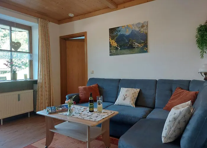 Haus Am Forstamt 11 *